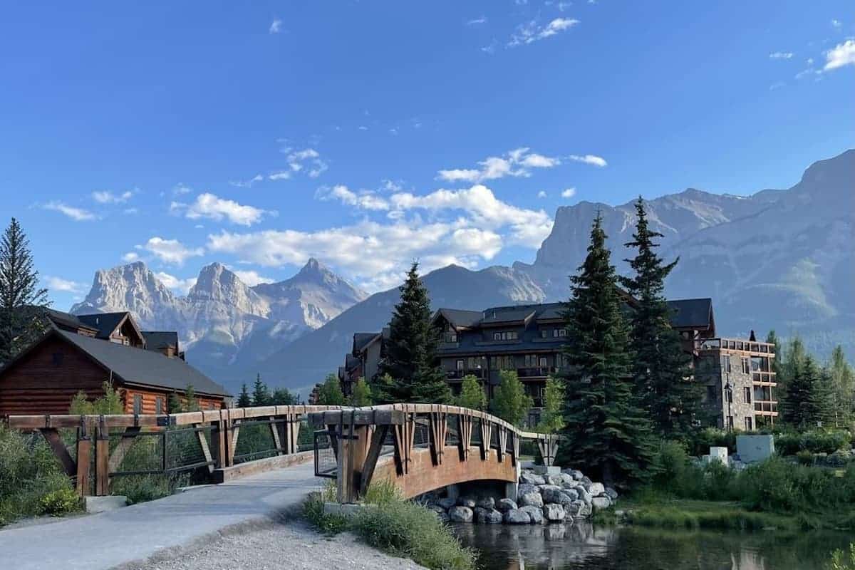 Alberta invites over 1,000 healthcare, tech, and rural community