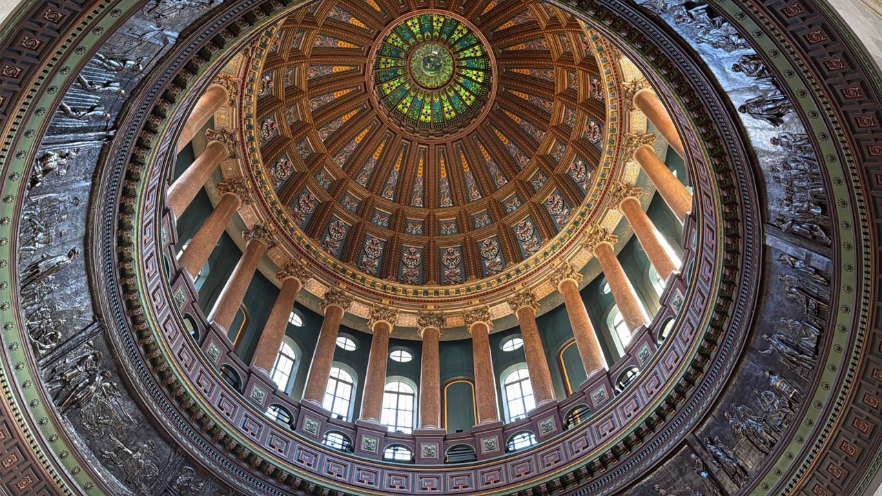 Illinois passes AI Safety Measures Act