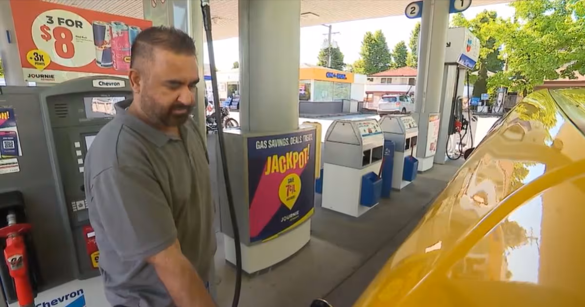 ‘A little bit of good news’: Gas prices are falling across Canada. But will it last?