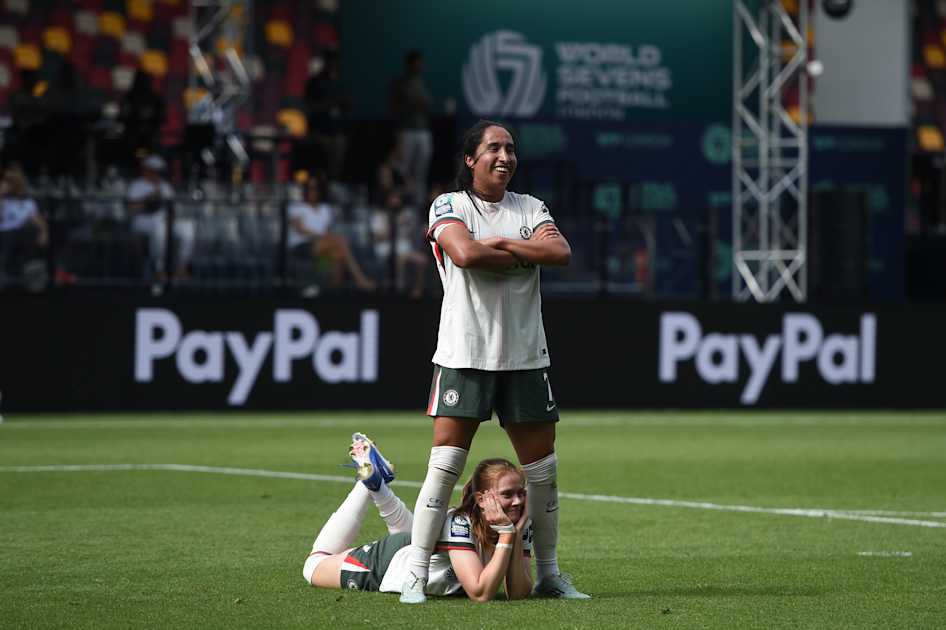 Gallery: Chelsea's successful Day One at World Sevens | News | Official Site