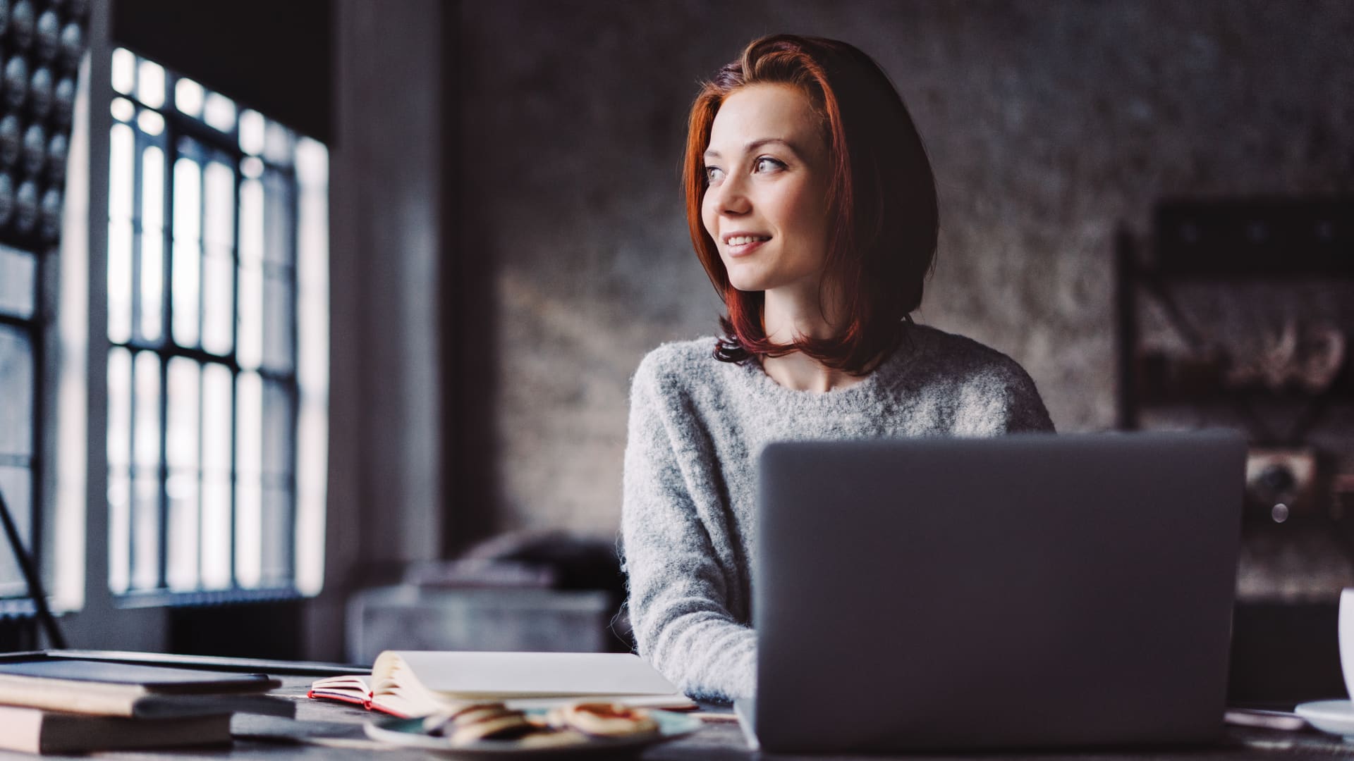 No bachelor's degree? No problem. Here are 10 remote jobs for professionals with associate's degrees