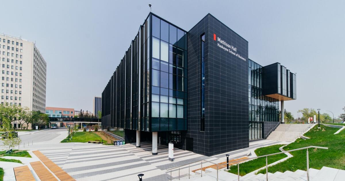 New Haskayne program marks a western Canadian business education milestone
