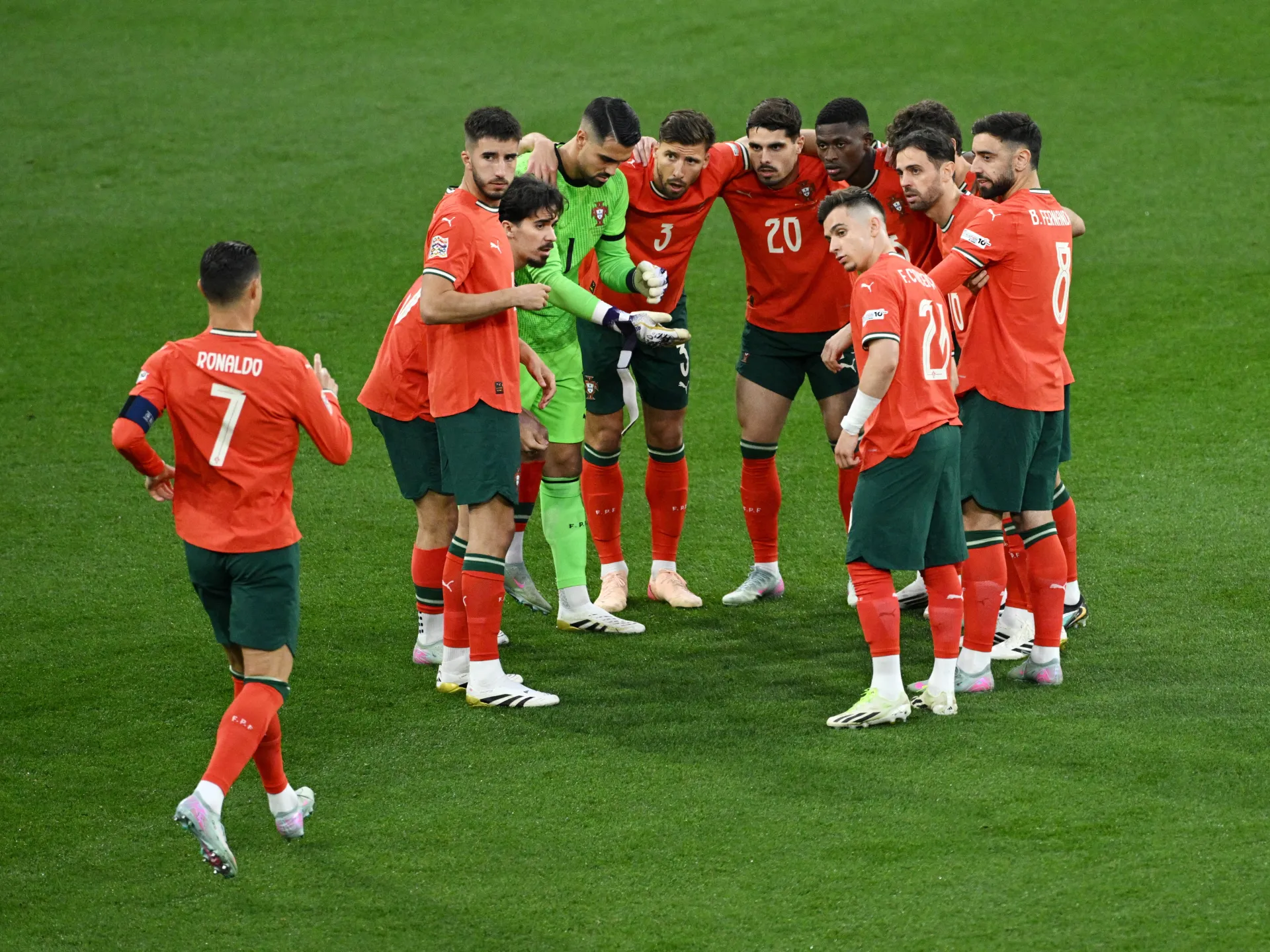 What are the FIFA World Cup 2026 squads for all 48 teams?
