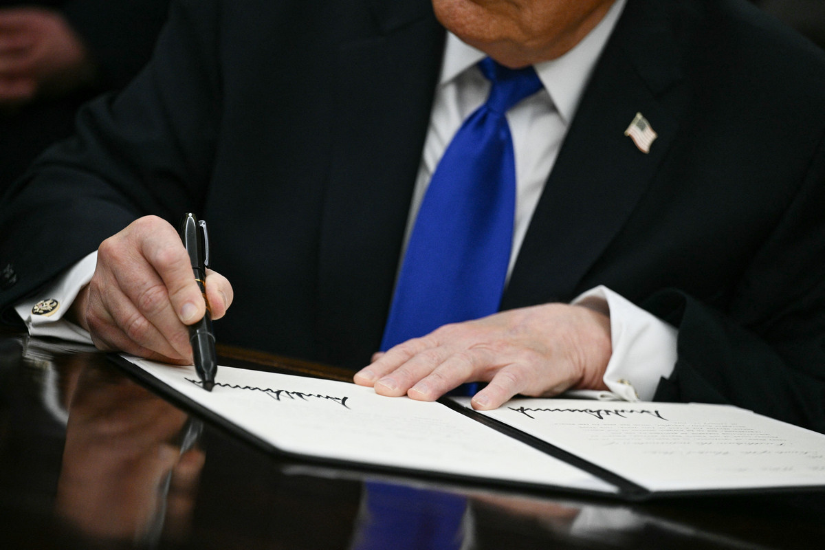Trump finds an AI policy he can live with