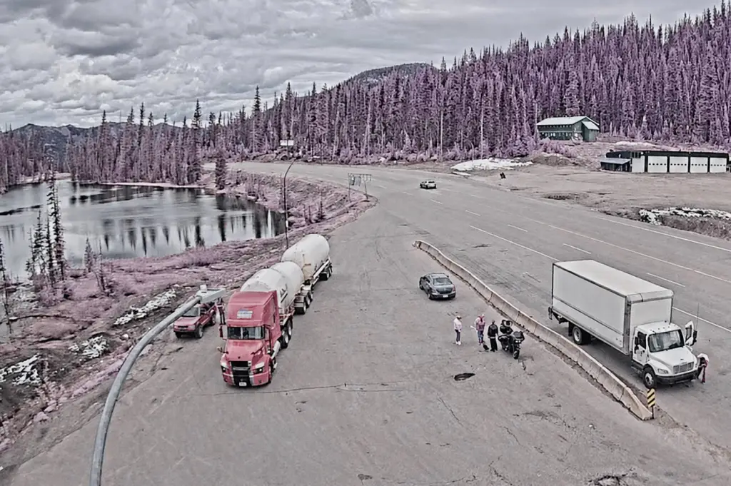 Environment Canada warns of June snow on Kootenay Pass