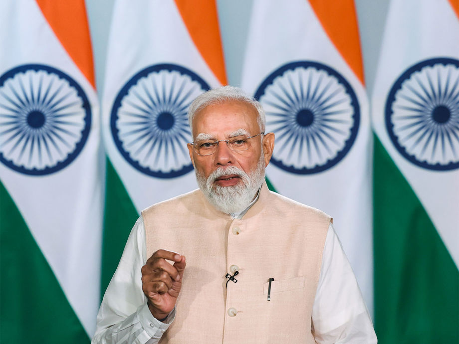 Modi Surpasses Nehru: A Landmark in India's History