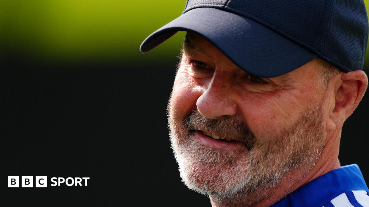 2026 World Cup: 'Different' Steve Clarke bids to smash Scotland's glass ceiling