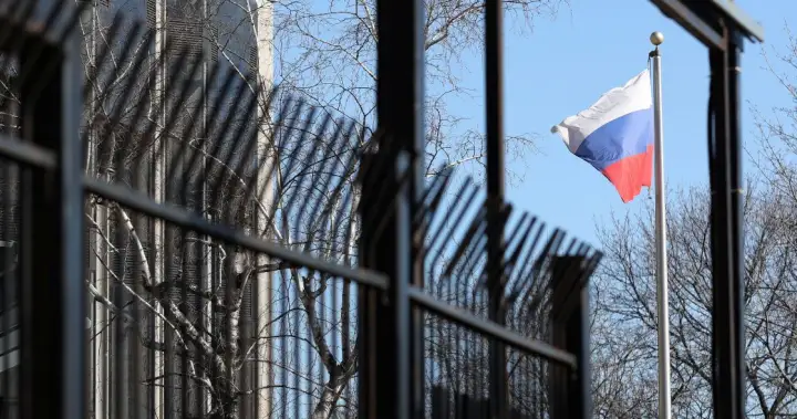 Russia calls Canada ‘warmonger’ over Ukraine drone deal, threatens response