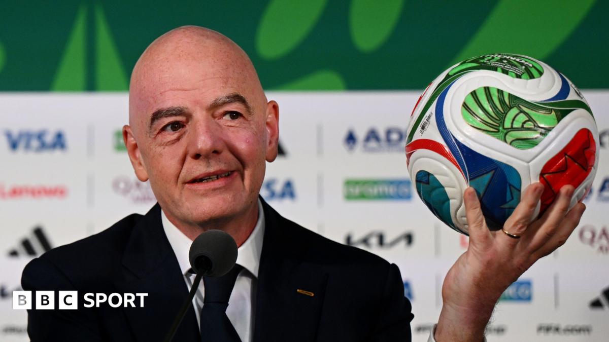 Gianni Infantino: FIFA President news conference on eve of World Cup