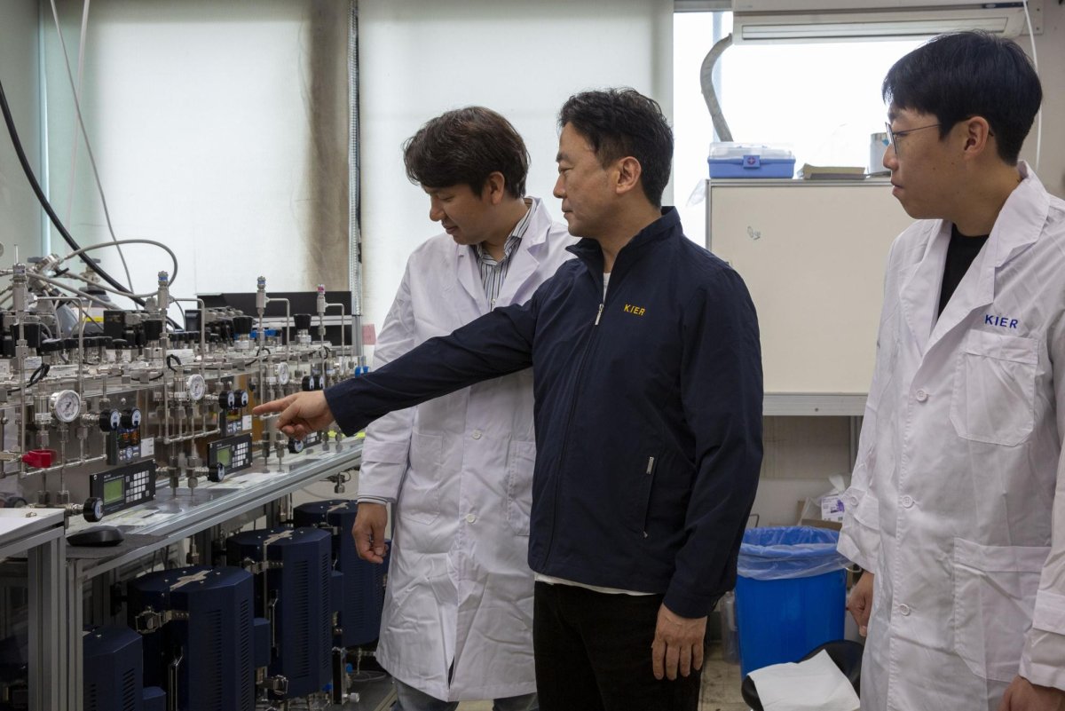 South Korea develops key semiconductor gas technology
