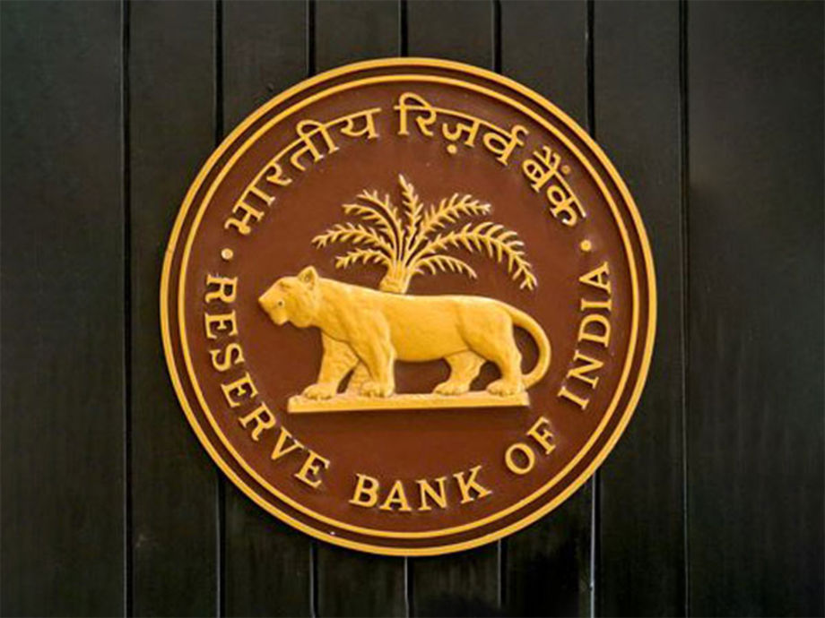 Banks Boost Interest Rates to Attract NRI Dollar Deposits