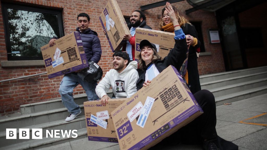 Watch: Argentine World Cup fans who had US visas rejected given free TVs