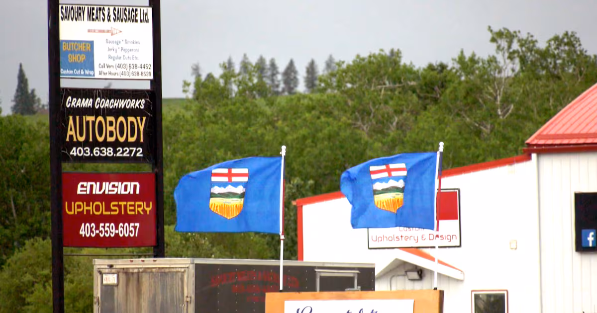Alberta separation debate spills into everyday life as Sundre cancels rodeo parade over Alberta flag float