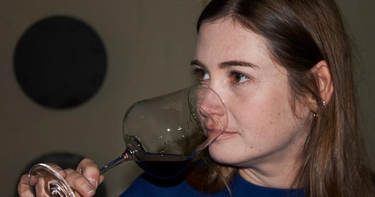 This woman 'managed to not be bored' during the COVID lockdown and planted a vineyard at home