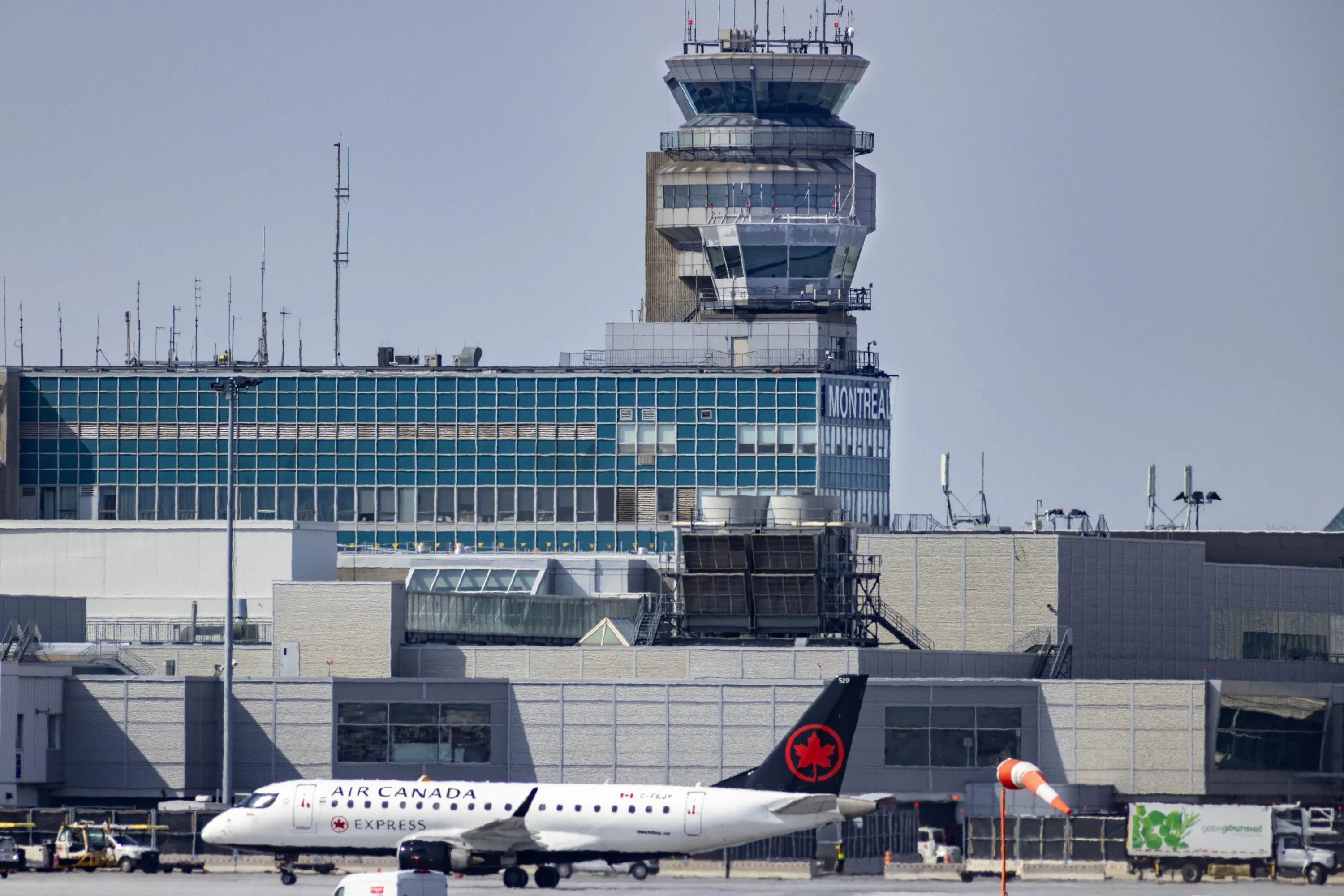 Air Canada affected by internet problem at Montreal