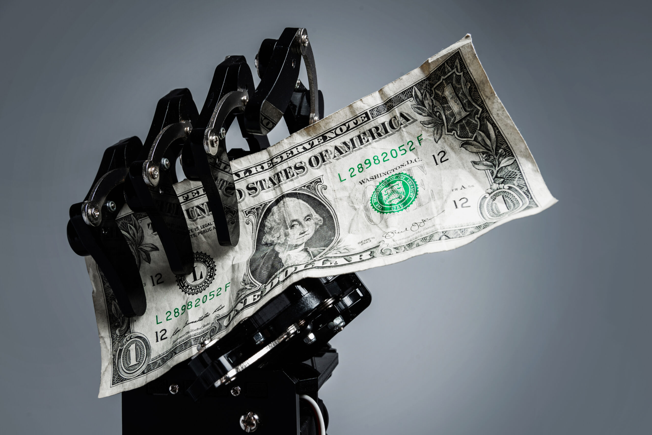 Artificial Intelligence: from promise to widespread adoption