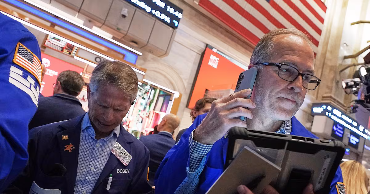 Most of Wall Street rises, but sinking AI stocks send it lower for the week
