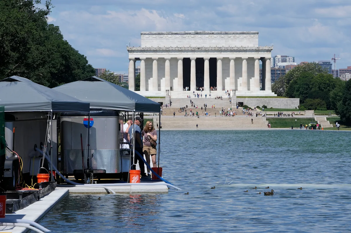 Trump's Reflecting Pool mess perfectly mirrors his presidency | Opinion