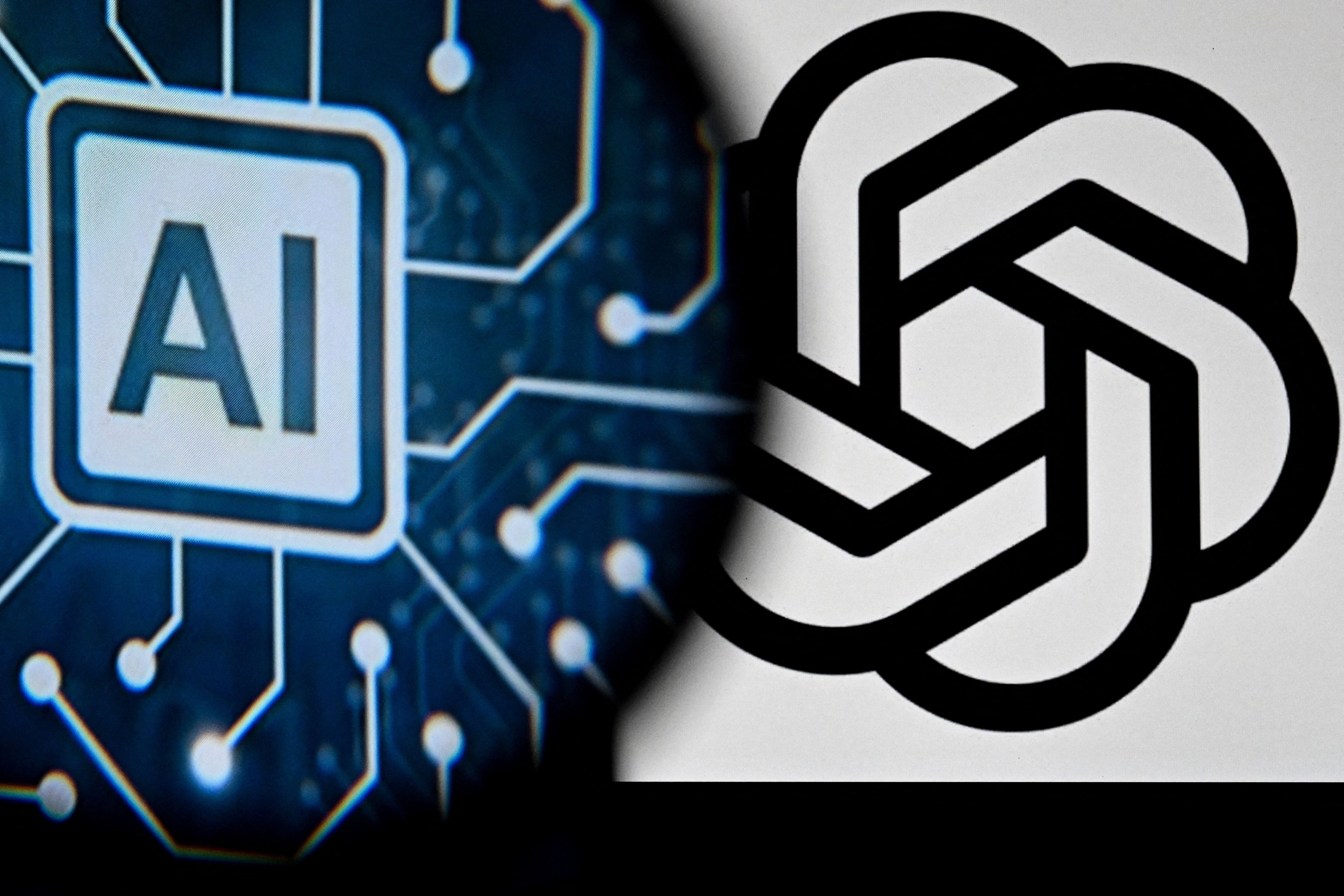 AI Scaling Laws Guide Billions in Compute Spend: Weng Reveals the Cracks