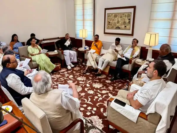 INDIA bloc writes to CJI on concerns over SIR process; alliance gets AAP, DMK on board to raise issue
