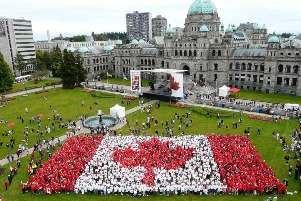 Slate of downtown Victoria streets closing to vehicle traffic on Canada Day