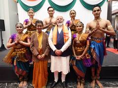 PM Modi immersed in Indian cultural traditions as diaspora welcomes him to Malaysia