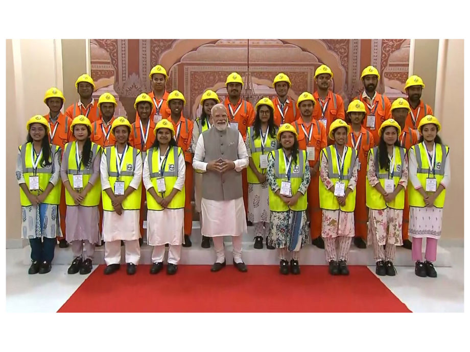 PM Modi Unveils Landmark Greenfield Refinery in Rajasthan