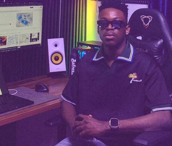 Nigerian product designer helping startups turn ideas into successful mobile, web applications