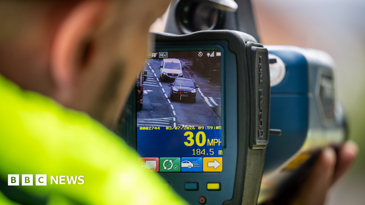 Road safety: Police to trial hi