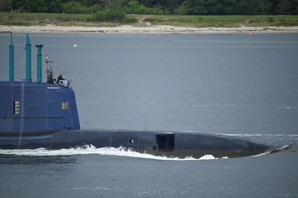 Canada submarine deal good news for German economy, politicians say