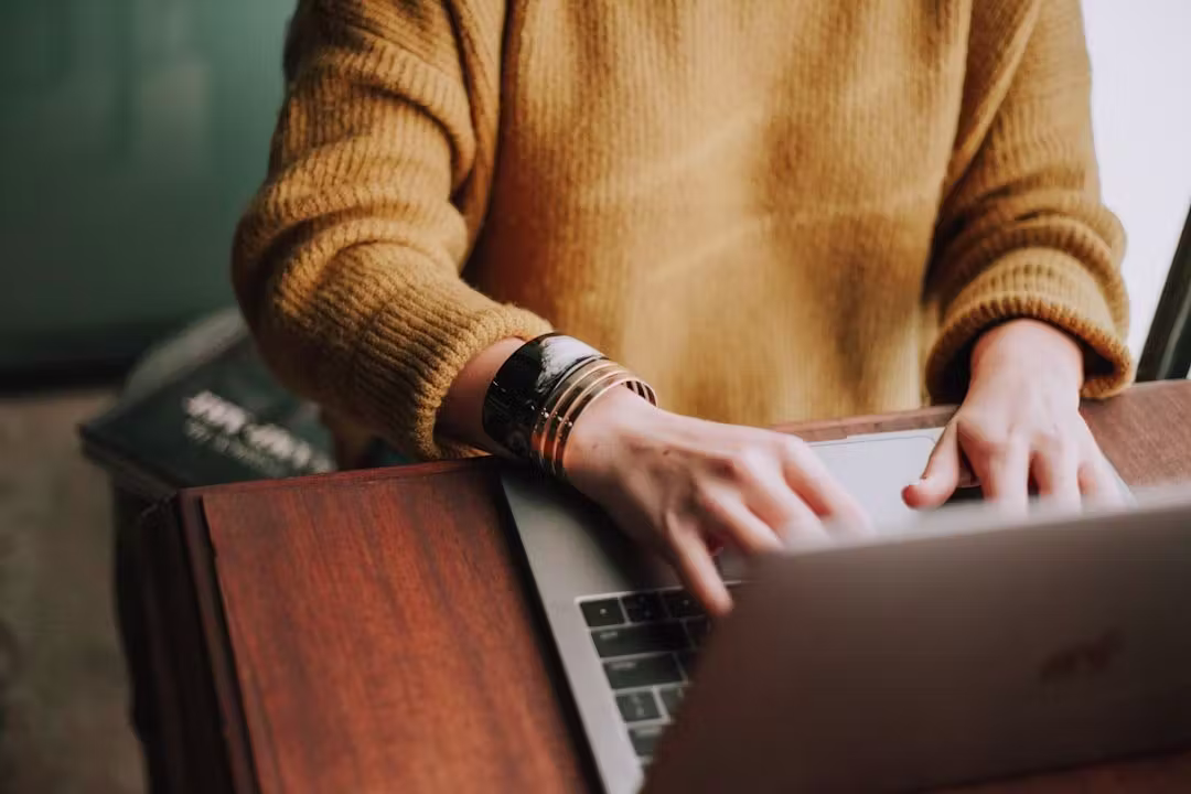 What's the Actual Best AI Workspace for Startups Right Now?