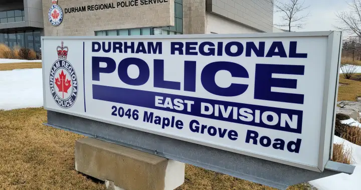Ontario police cadet dies, another injured in collision en route to training