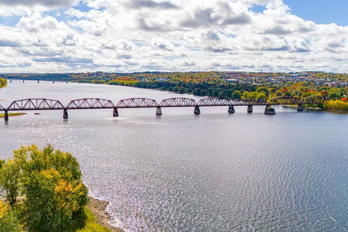New Brunswick extends student pathway to permanent residence