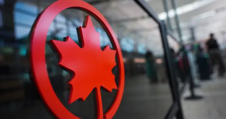 Air Canada names Scandinavian Airlines head as its new CEO