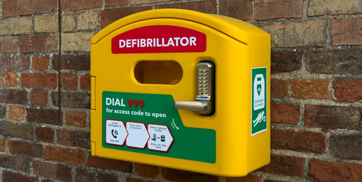 Surge in public defibrillator use during heatwave