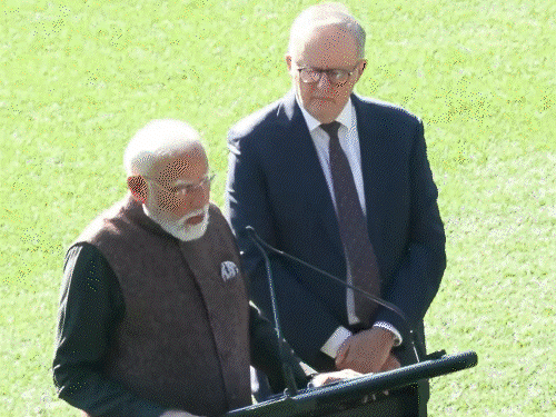 Modi to reach New Zealand from Australia today: India, New Zealand to advance FTA talks; PM to address 40,0...