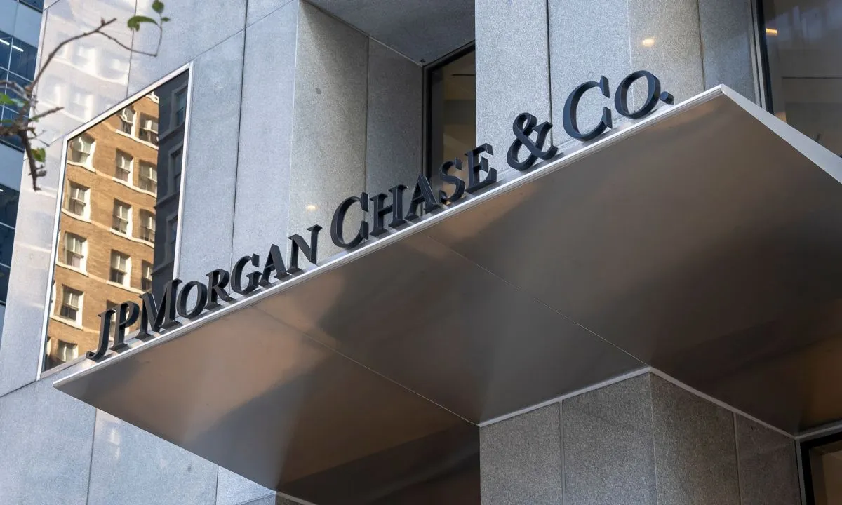 JPMorgan AI Agents Beat Traditional Investment Portfolios in Historical Simulations
