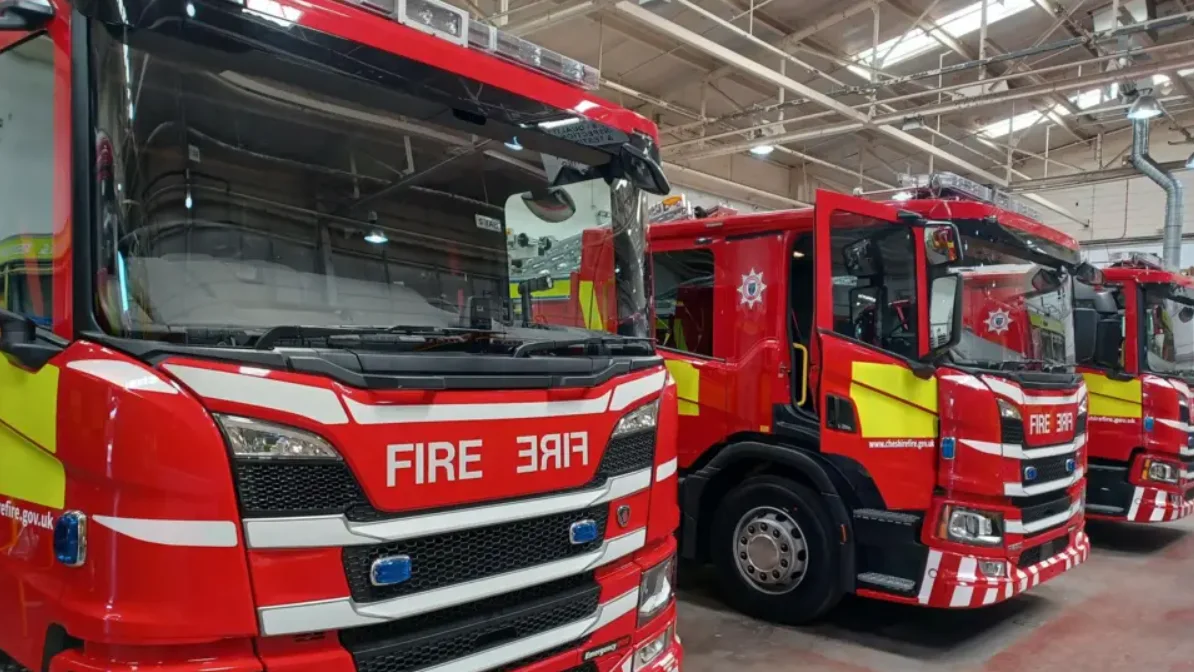 Fire next to railway tracks causes cancellations