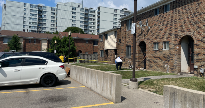Toronto police seek 3 suspects after fatal North York shooting