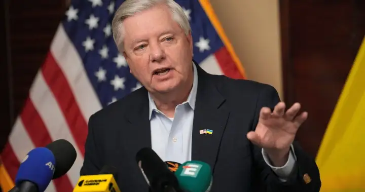 Trump ally Sen. Lindsey Graham dies after brief, unexpected illness