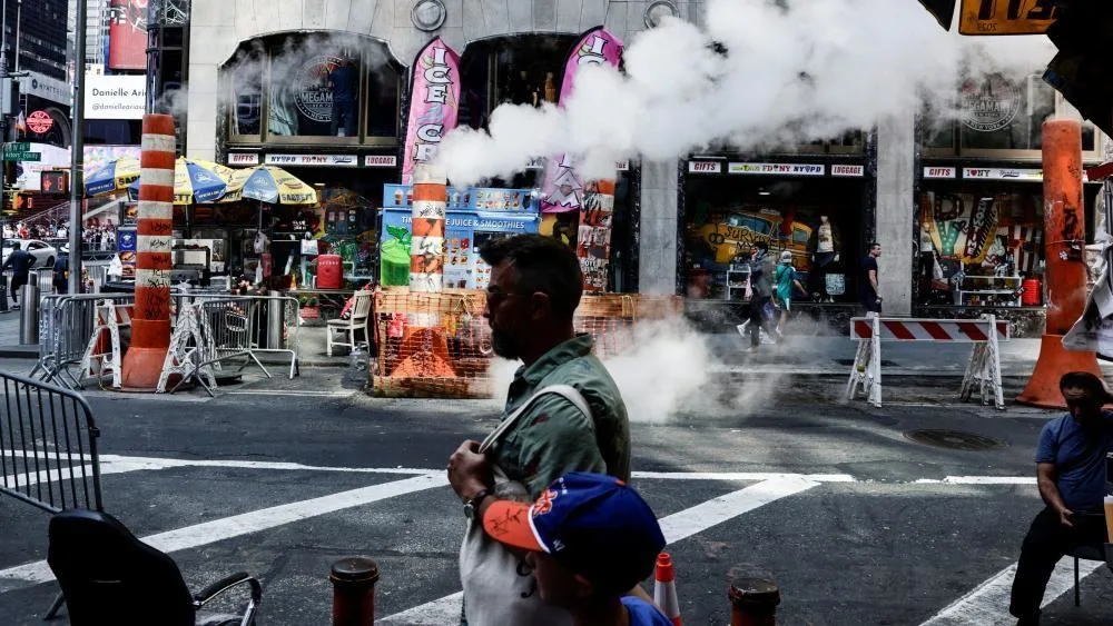 Another heatwave hits parts of US and Canada