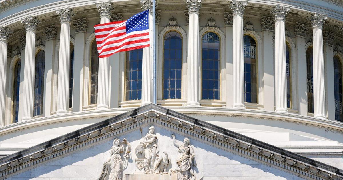 Senators rally to Russia sanctions bill, one of Graham's top priorities
