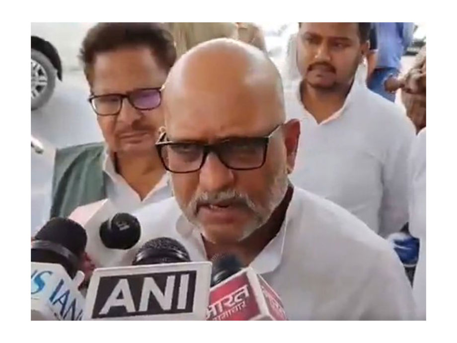 Uttar Pradesh Congress Challenges 'One Nation