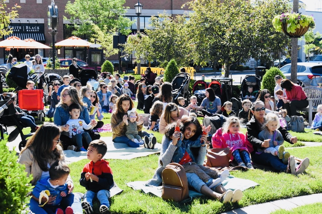 Free Family Events in Rochester Hills This June: Concerts, Music Classes & Live Bug Encounters