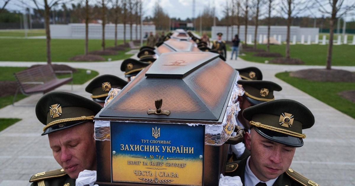 Ukraine buries its unknown soldiers as families wait for identification
