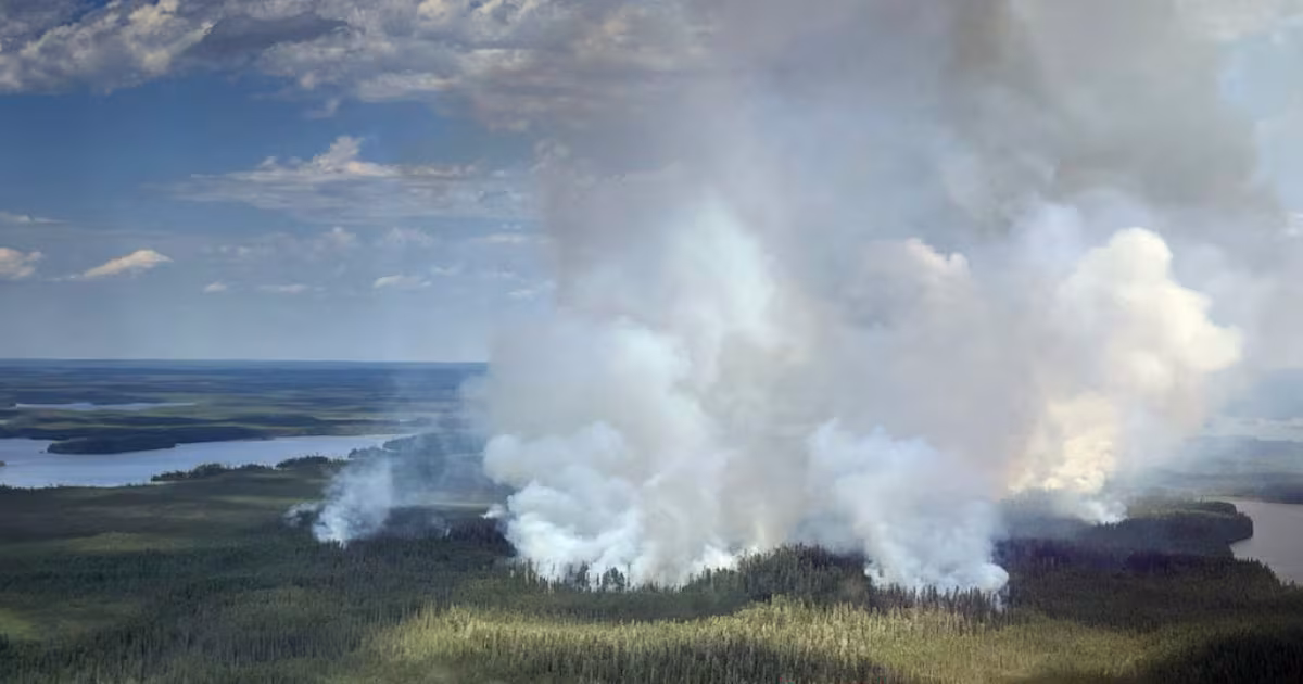 ‘Unacceptable’: First Nations urge Ontario, federal government to help remote communities affected by wildfires