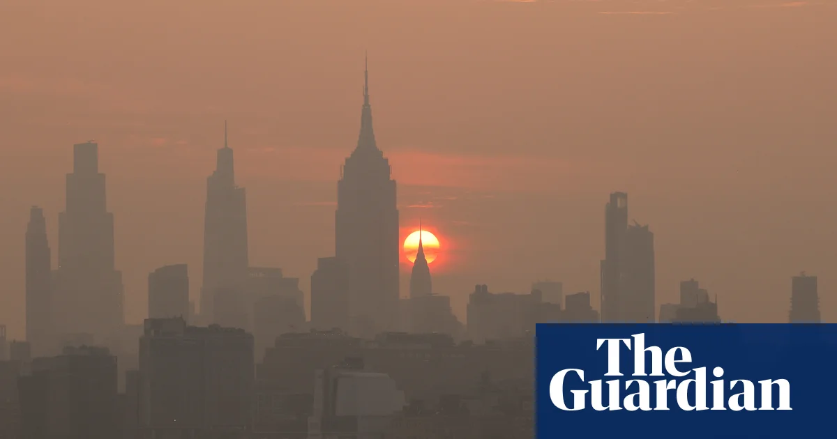 Smoke, travel and Trump threaten New York’s grand World Cup finale