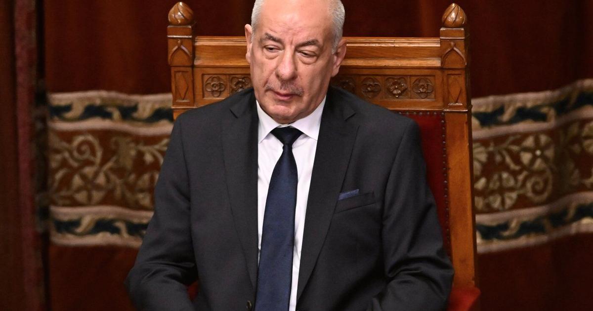 Hungary’s president signs a constitutional amendment ending his term