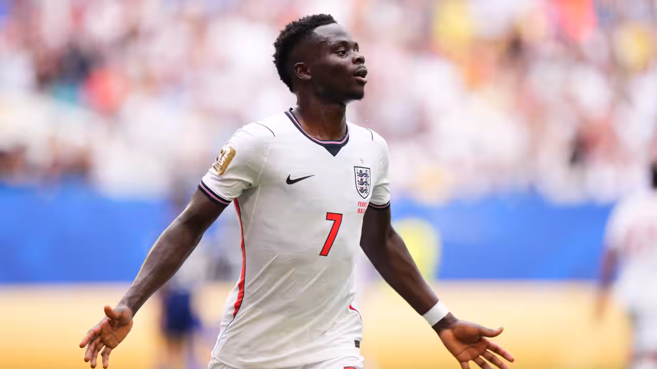 Watch: England beats France 6-4 after holding off stunning second