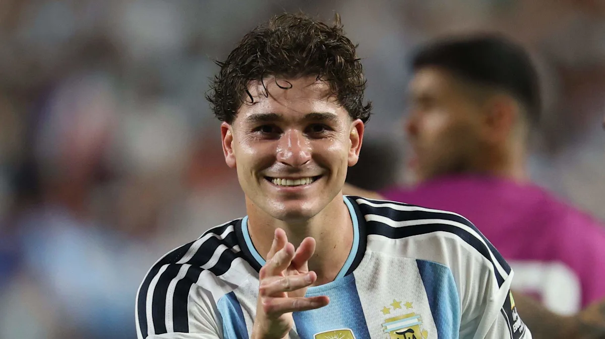 Argentina’s Julián Álvarez Drawing Major Transfer News Amid World Cup Final